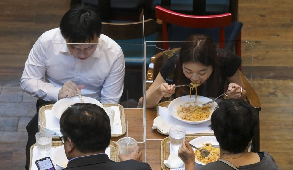 'Công dân kiểu mẫu' giúp Hong Kong, Hàn Quốc kiềm COVID-19 tốt ảnh 2