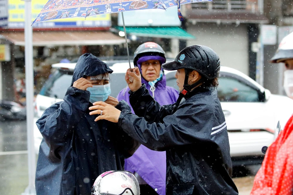 dam-mua-doi-con-thi-tot-nghiep