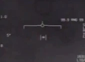 Bộ Quốc phòng Mỹ công bố 3 video về UFO