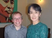Myanmar bắt cố vấn kinh tế người Úc của bà Suu Kyi