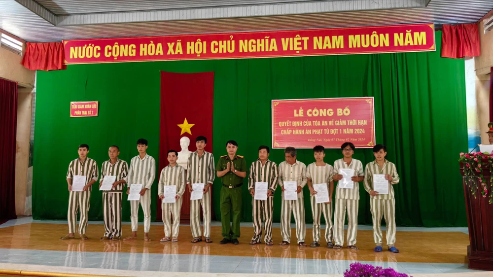 trai-giam-xuan-loc-tha-tu-cho-210-pham-nhan-truoc-them-nam-moi-3.jpg