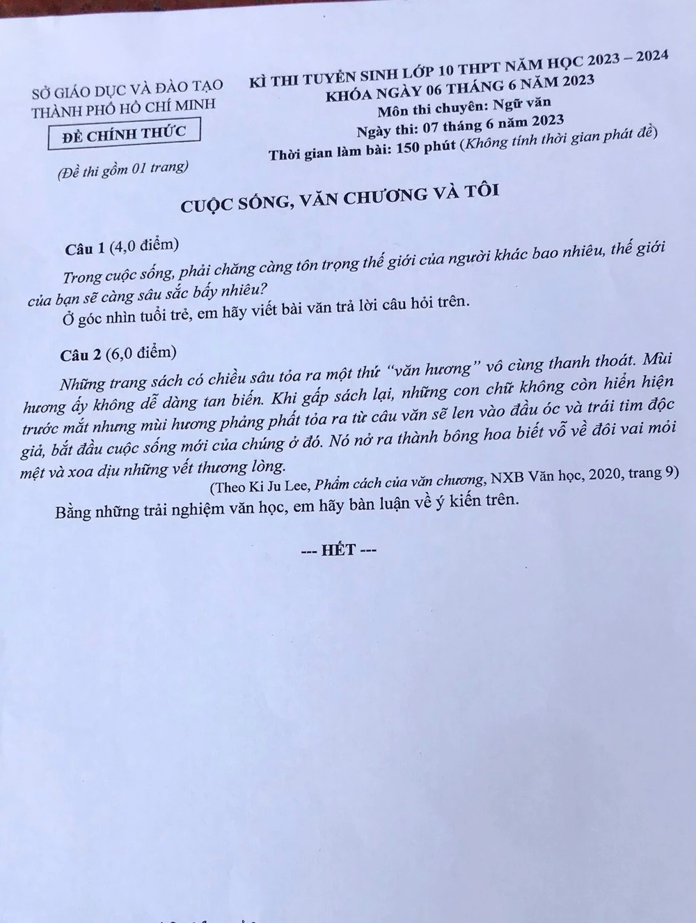 Đề thi môn Ngữ văn chuyên kỳ thi tuyển sinh lớp 10 THPT. Ảnh: TRẦN MINH