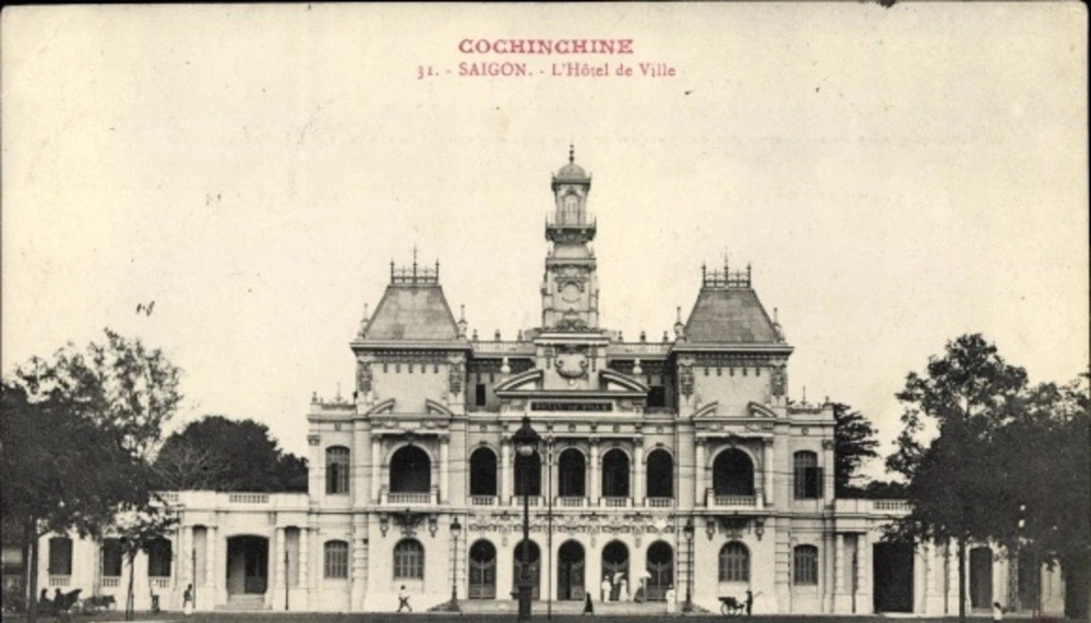Trụ sở Ủy ban Nhân dân TP.HCM là một trong những công trình kiến trúc cổ điển ở TP.HCM được xây dựng năm 1898- 1909. Ảnh tư liệu