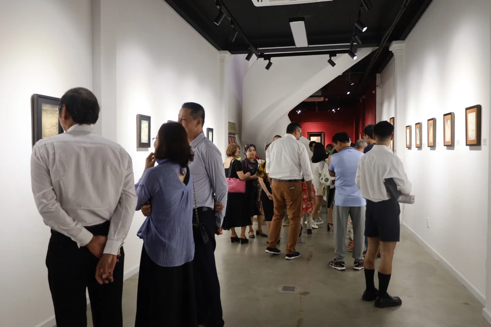 Các tác phẩm tại triển lãm tranh "Tụng ca vô thường" diễn ra từ ngày 7-8 đến hết ngày 3-9 tại Annam Gallery (371/4 Hai Bà Trưng, Phường Võ Thị Sáu, Quận 3, TP. Hồ Chí Minh). Ảnh: QUỐC HƯƠNG.