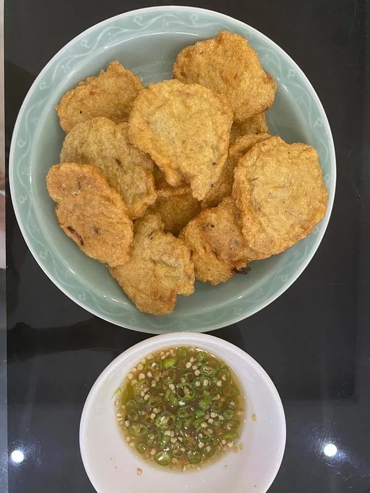 Chả cá Đà Nẵng được làm từ cá biển tươi.