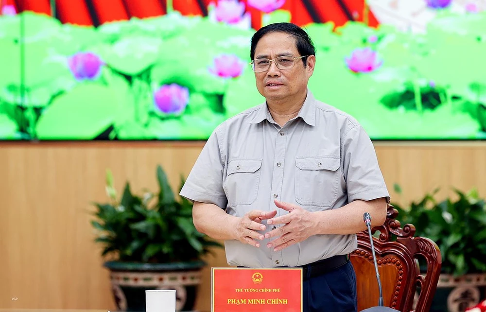 Thủ tướng mong muốn TP Cần Thơ cần phát huy mạnh mẽ tinh thần chủ động, tự lực, tự cường để vươn lên. Ảnh: VGP/Nhật Bắc