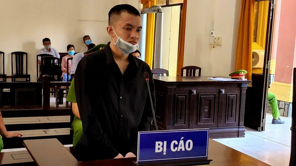 Bị cáo Đỗ Văn Nhứt tại phiên tòa sơ thẩm. Ảnh VĂN VŨ