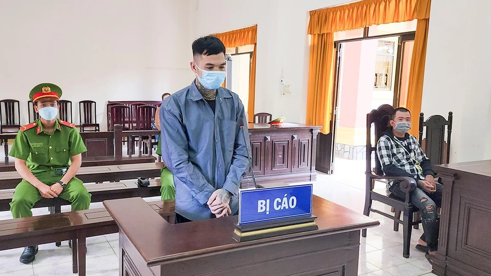 Bị cáo Trang Văn Hùng tại tòa. Ảnh: VĂN VŨ Bị cáo Trang Văn Hùng tại tòa. Ảnh: VĂN VŨ