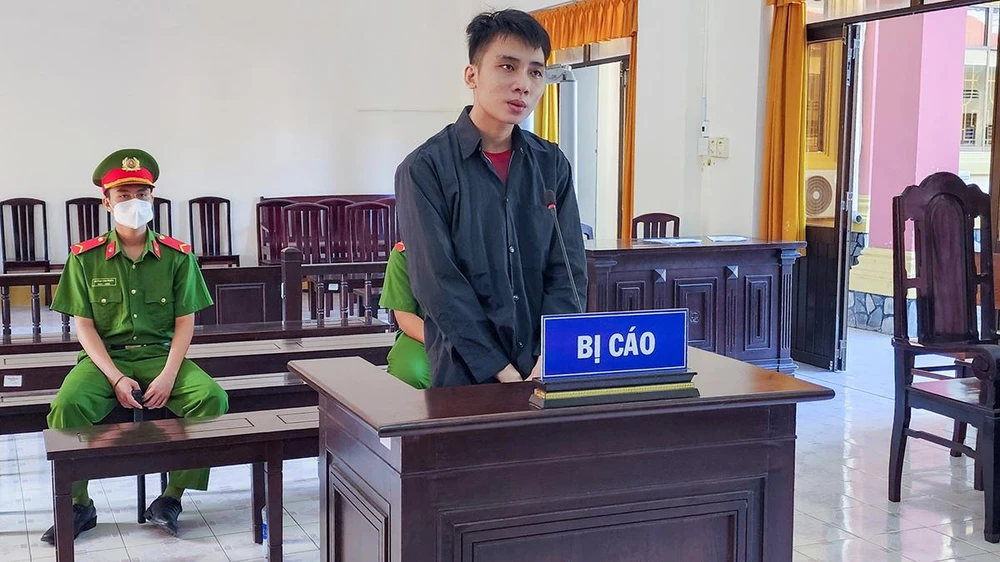 Bị cáo Trần Trương Cường tại tòa. Ảnh: VĂN VŨ