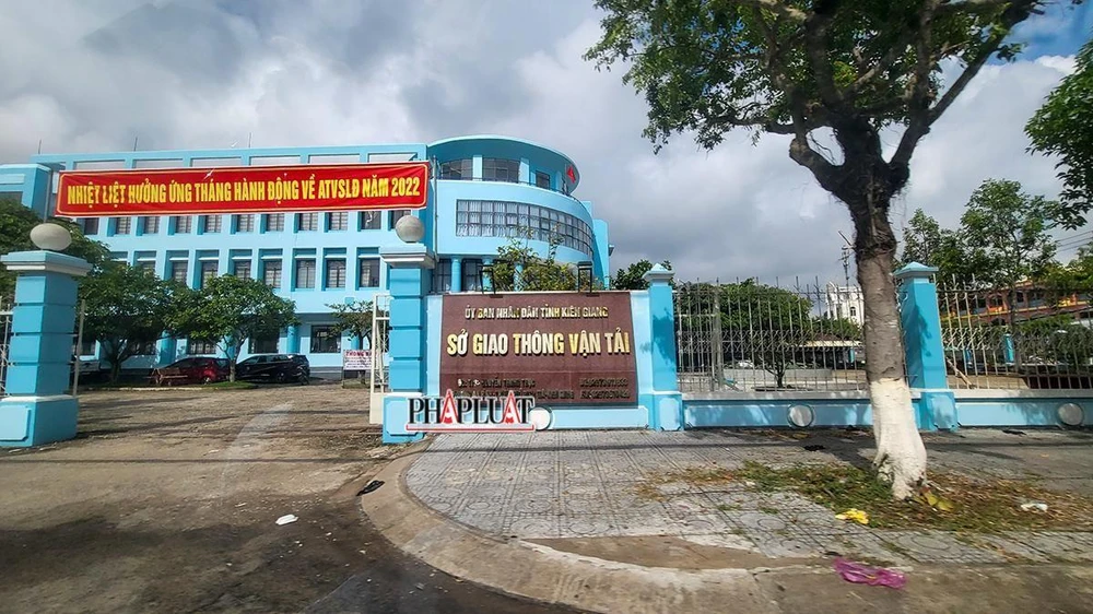 Theo báo cáo, Sở GTVT tỉnh Kiên Giang là một trong các đơn vị có kế hoạch vốn lớn nhưng đến nay tỉ lệ giải ngân còn thấp. Ảnh: CHÂU ANH