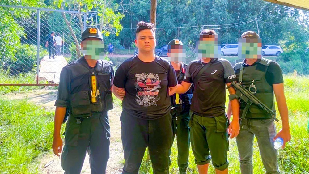 Bị can Đoàn Thiên Long được xác định là người nổ súng vào nhóm của Khúc Văn Đoài. Ảnh: Công an Kiên Giang