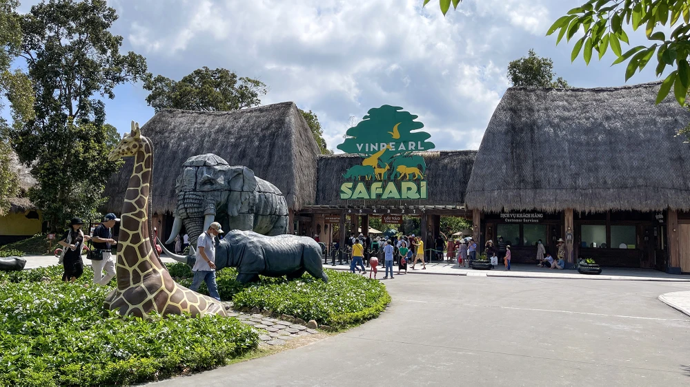 Công viên chăm sóc và bảo tồn động vật Vinpearl Safari Phú Quốc, một địa điểm tham quan với nhiều trải nghiệm thú vị, mới lạ. Ảnh: CHÂU ANH