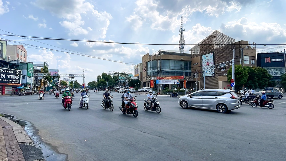 Quận Ninh Kiều kiến nghị triển khai trước hai nút giao, sau đó sẽ đề nghị bổ sung kinh phí thực hiện ba nút giao còn lại. Ảnh: CHÂU ANH