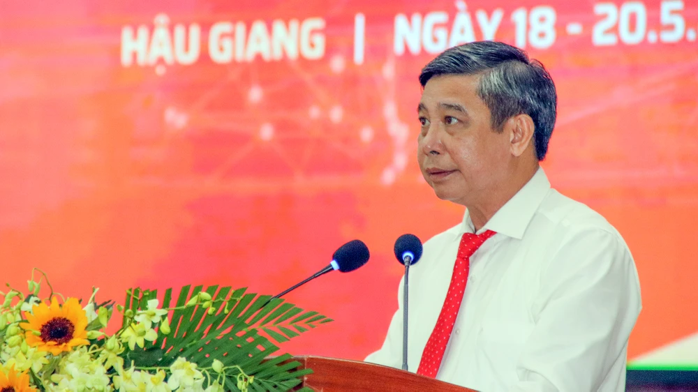 Ông Đồng Văn Thanh, Chủ tịch UBND tỉnh Hậu Giang cho biết chuyển đổi số đã góp phần tạo nhiều chuyển biến tích cực trong công tác quản lý điều hành của chính quyền các cấp. Ảnh: CHÂU ANH