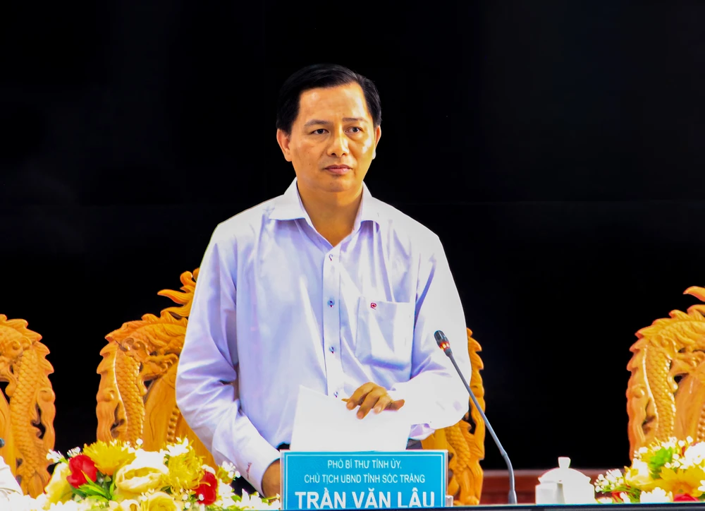 Ông Trần Văn Lâu, Chủ tịch UBND tỉnh Sóc Trăng yêu cầu lãnh đạo UBND các địa phương xem công tác GPMB để thực hiện các công trình, dự án là nhiệm vụ chính trị quan trọng của địa phương. Ảnh: QUANG TUẤN
