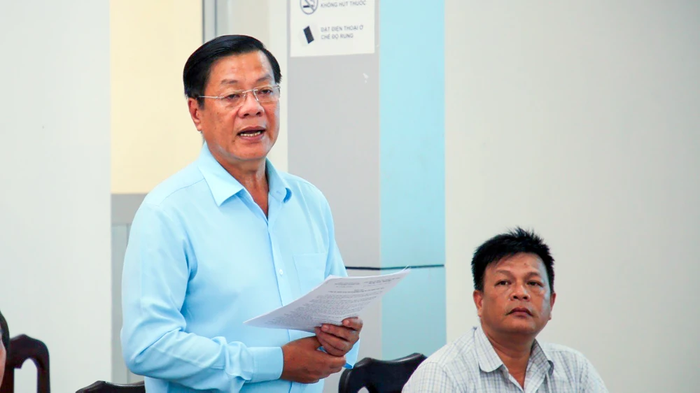 Ông Huỳnh Văn Hóa, Phó Giám đốc Sở GD&amp;ĐT tỉnh Kiên Giang cho biết Sở đã dự trù nhiều phương án khác nhau để vận chuyển đề thi THPT ra Phú Quốc. Ảnh: N.H