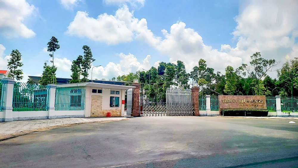 Sáu tháng đầu năm 2023, cấp ủy và UBKT các cấp ở Kiên Giang đã xử lý kỷ luật 104 đảng viên. Ảnh minh họa: CHÂU ANH