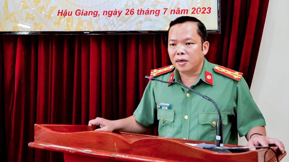 Đại tá Nguyễn Văn Thắng, Phó Giám đốc Công an tỉnh Hậu Giang cho rằng việc ký kết và nhanh chóng triển khai thực hiện quy chế phối hợp là việc cấp bách, cần thiết. Ảnh; HOÀI XUYÊN