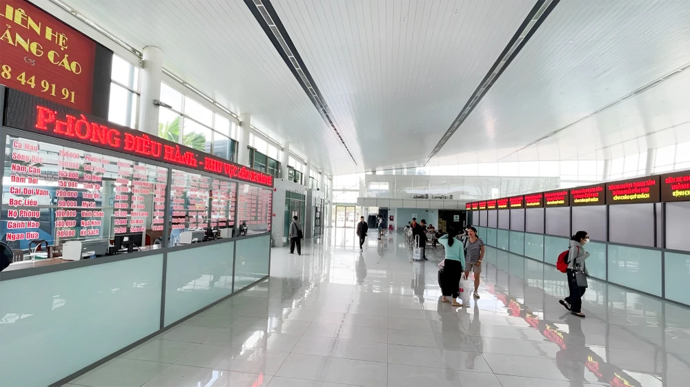 Trên địa bàn TP Cần Thơ có chín đơn vị kinh doanh vận tải hành khách theo tuyến cố định. Dịp lễ 2-9 này, Sở GTVT TP chưa có nhận được văn bản kê khai tăng giá cước của các đơn vị để thực hiện xe chạy bù chiều rỗng.