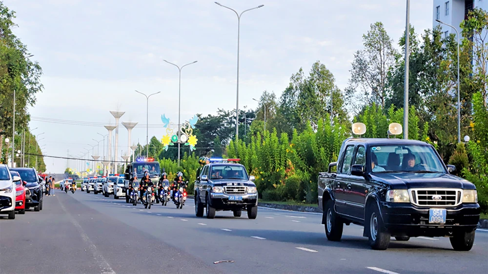 Công an tỉnh Hậu Giang ra quân 2