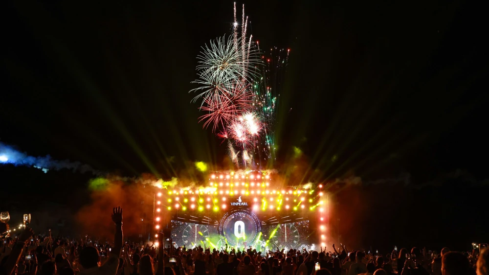 Phú Quốc 'lì xì' 500 ngàn đồng tất cả công nhân vệ sinh dịp Tết Nguyên đán 2024