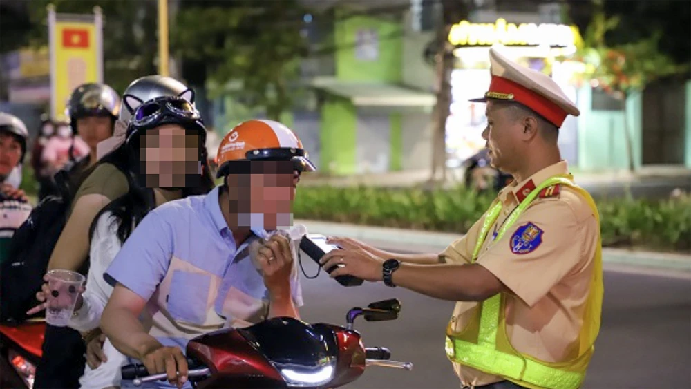 Công an Sóc Trăng đã xử lý gần 8.000 trường hợp vi phạm trong đợt cao điểm tết