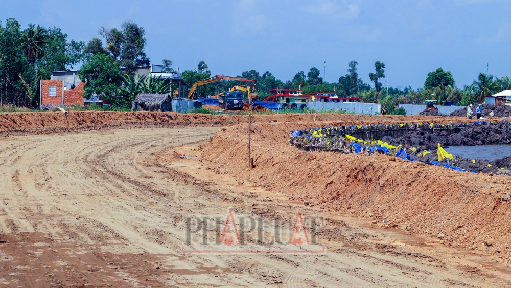 Bộ GTVT thông báo kết quả thí điểm sử dụng cát biển làm nền đường