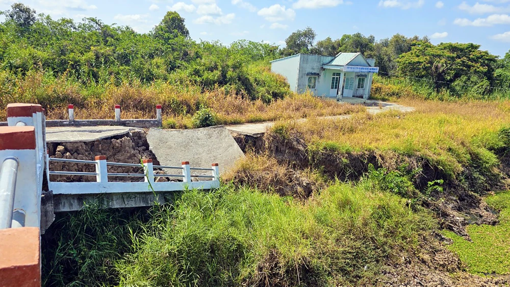Kiên Giang: Huyện U Minh Thượng có khoảng 215 điểm sụt lún, sạt lở