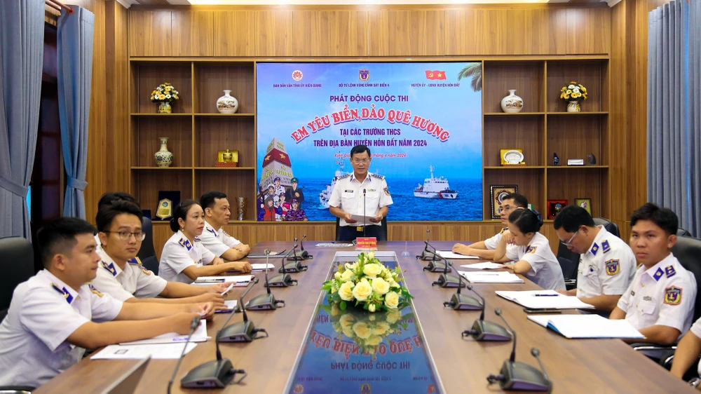 Vùng Cảnh sát biển 4 phát động cuộc thi 'Em yêu biển, đảo quê hương'