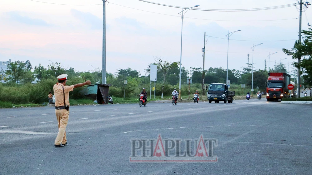 CSGT Cần Thơ tăng cường công tác bảo đảm trật tự an toàn giao thông dịp lễ