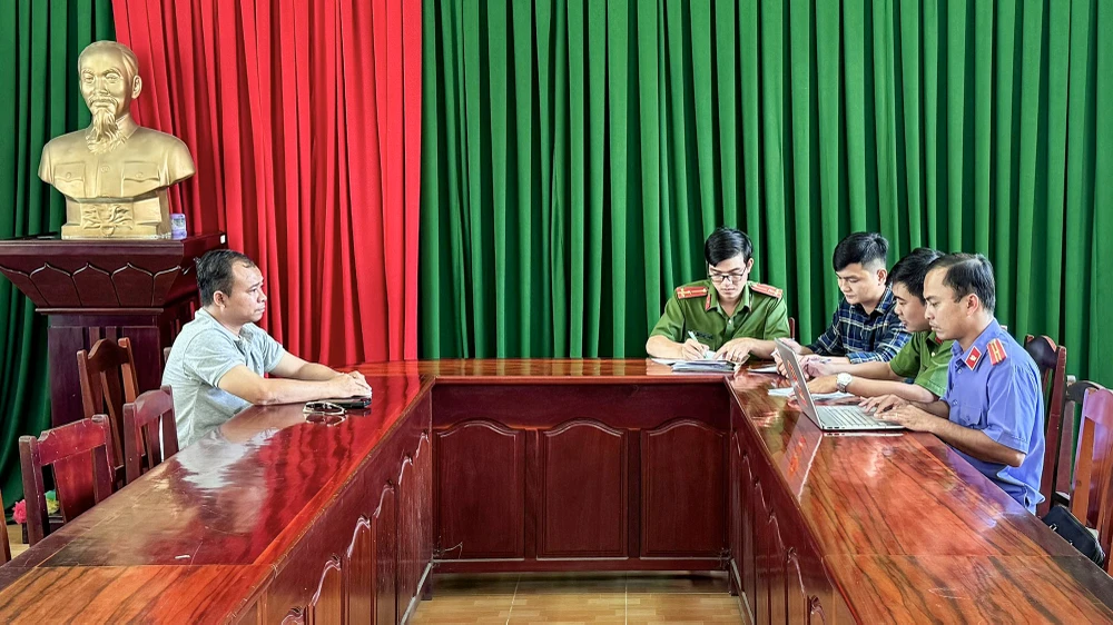 Thêm 3 người ở Phú Quốc đầu thú, thừa nhận hành vi nhận hối lộ