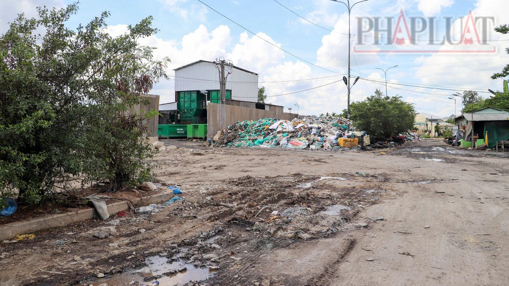Bãi rác tạm ở Cần Thơ