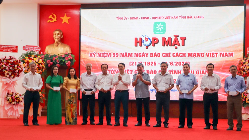 Chủ tịch tỉnh Hậu Giang: Tỉnh sẽ chủ động hơn trong việc cung cấp thông tin cho báo chí