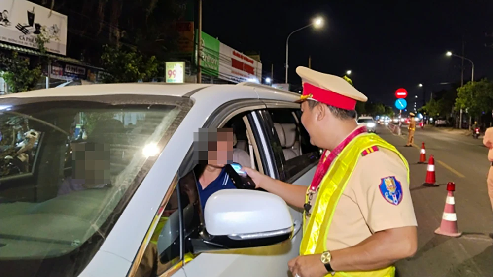 Chủ tịch tỉnh Bạc Liêu chỉ đạo nóng xử lý vi phạm nồng độ cồn