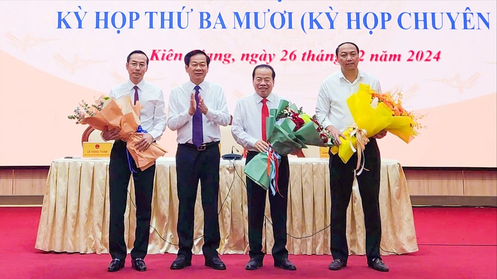 Nhân sự tuần qua: Điều động, bổ nhiệm nhân sự chủ chốt hàng loạt tỉnh, thành, đại tá nguyễn tiến trung bộ công an