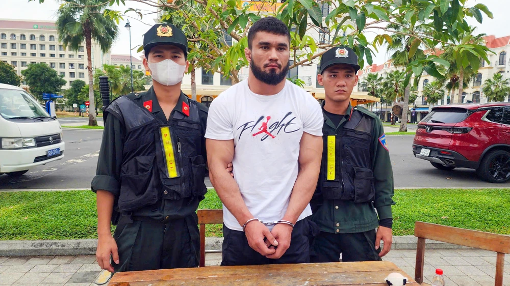 Nhóm người nước ngoài sử dụng tiền đô giả ở TP Phú Quốc bị bắt