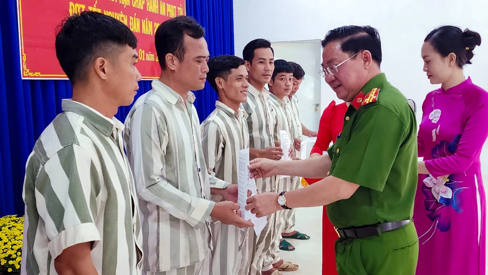 632 phạm nhân Trại giam Kênh 7 được giảm án dịp Tết Nguyên đán