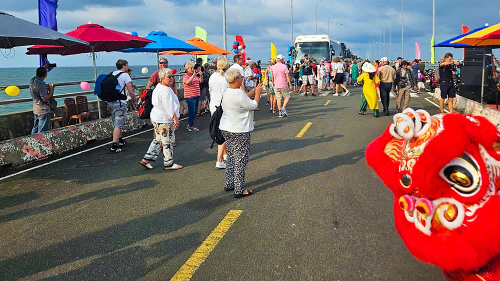 Cảng hành khách quốc tế TP Phú Quốc đón chuyến tàu nước ngoài đầu tiên