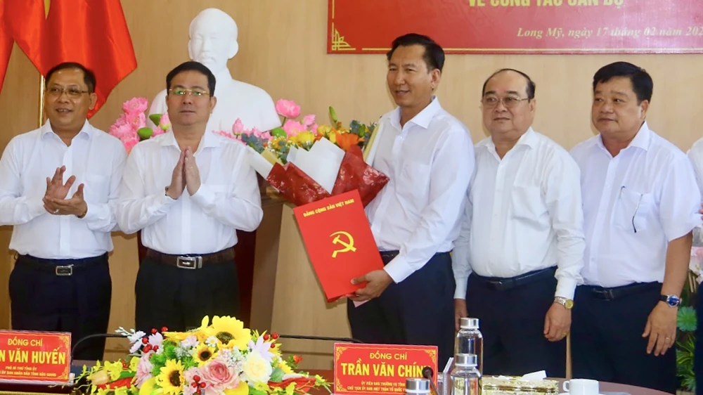 Tỉnh ủy Hậu Giang điều động cán bộ