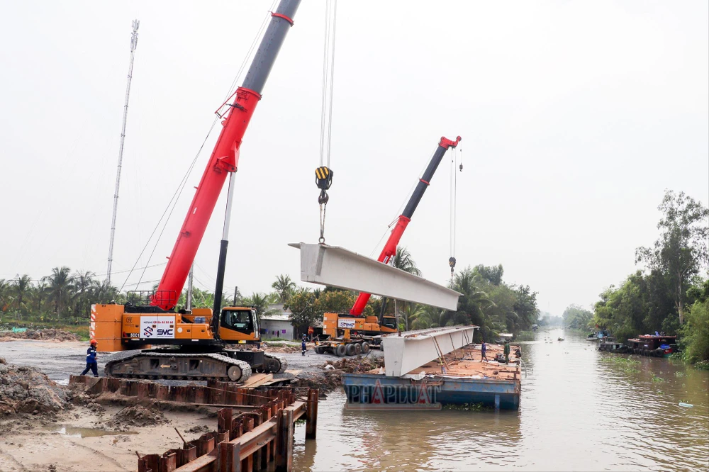 Dự án thành phần 3 thuộc dự án cao tốc Châu Đốc - Cần Thơ - Sóc Trăng hiện đạt 35% giá trị hợp đồng