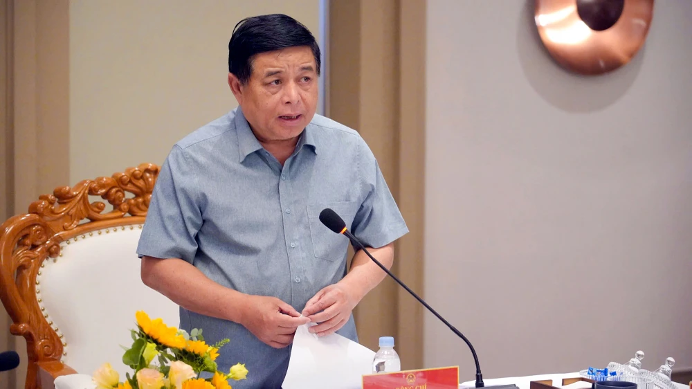 Phó Thủ tướng Nguyễn Chí Dũng khảo sát các dự án phục vụ cho APEC 2027