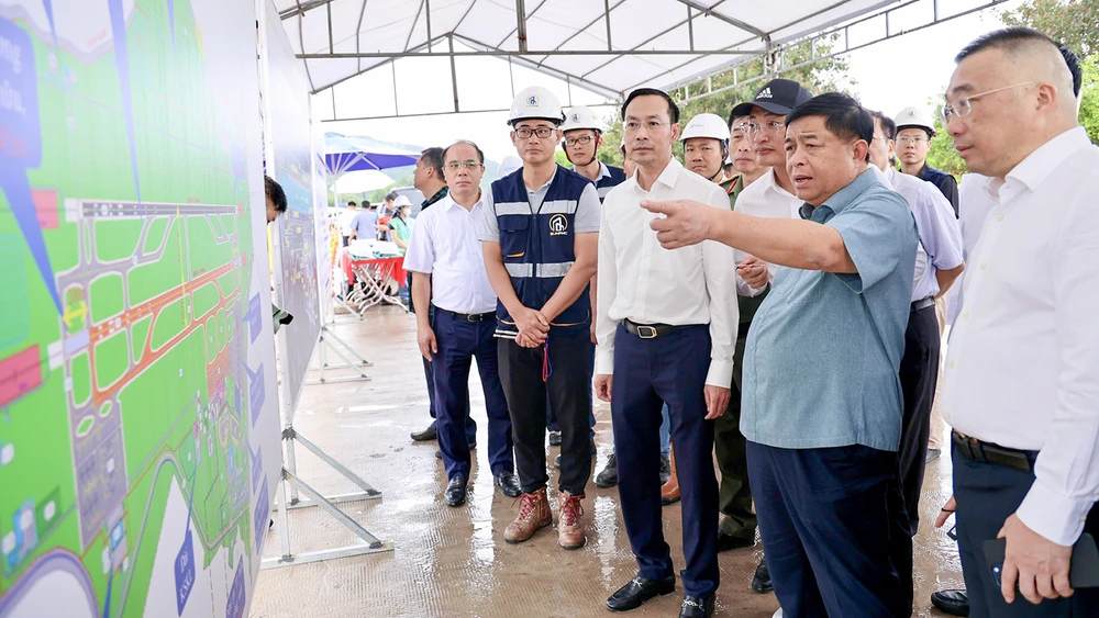 Phó thủ tưởng kiếm tra APEC 2027 tỉnh Kiên Giang