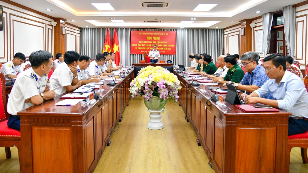 Cảnh sát biển Việt Nam sơ kết về chống khai thác IUU