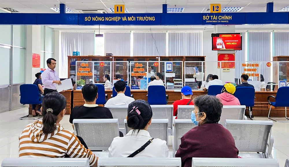 Trung tâm hành chính công tỉnh cà mau