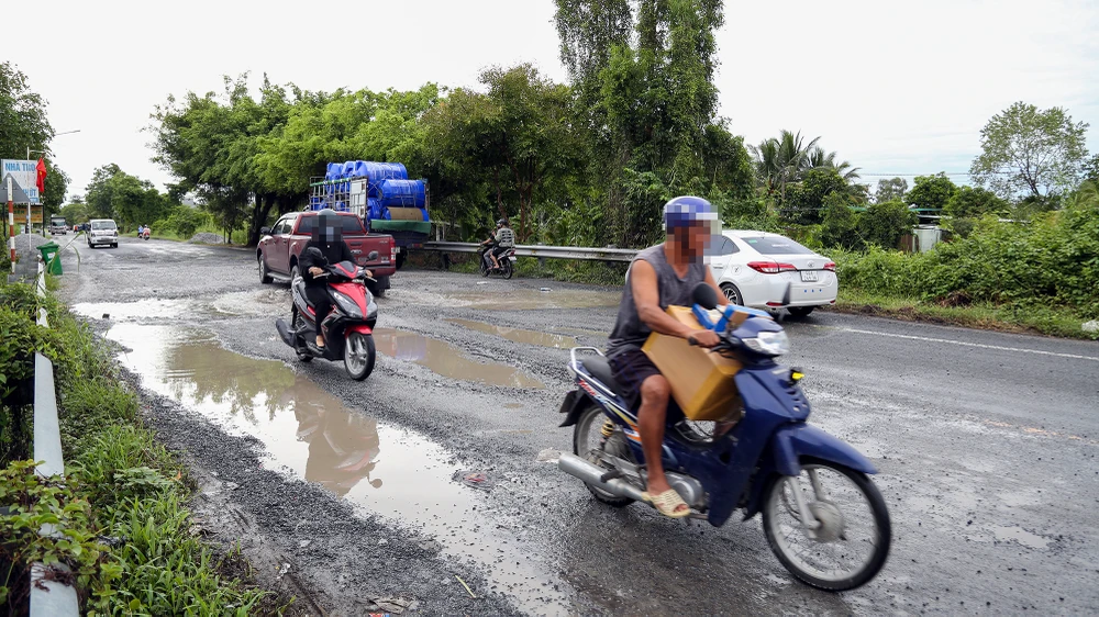 Quốc lộ 61 qua tỉnh An Giang