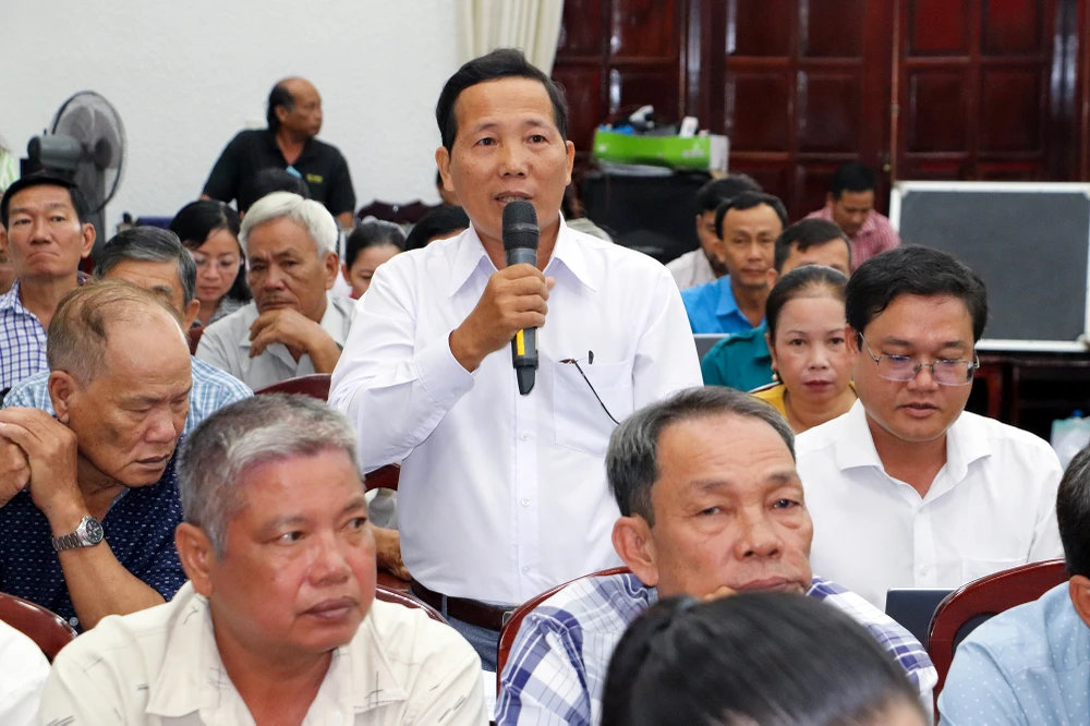 Chủ tịch Quốc hội Trần Thanh Mẫn tiếp xúc cử tri