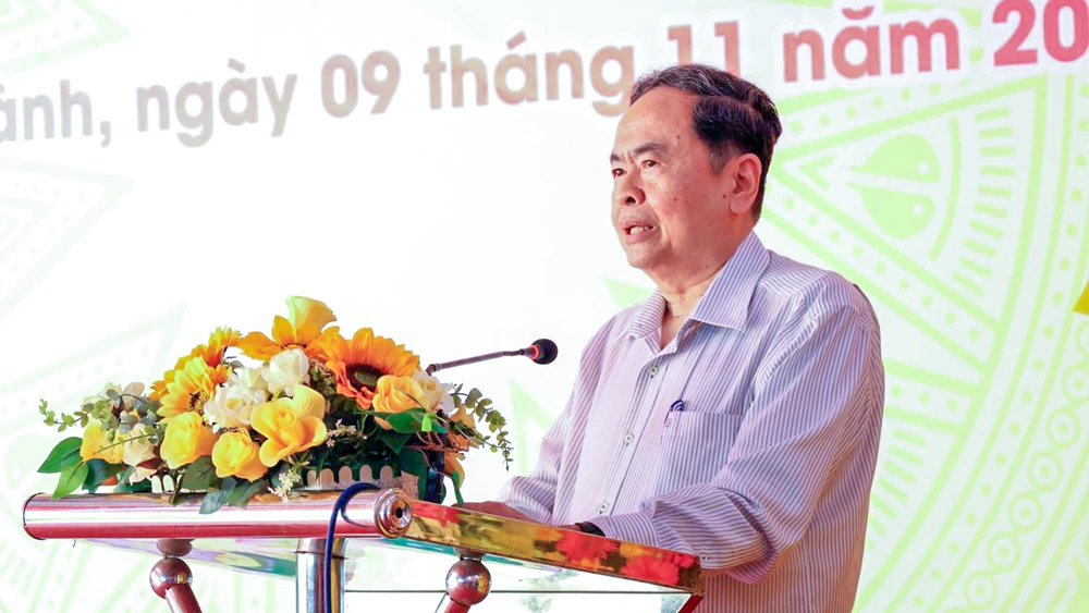 Chủ tịch Quốc hội Trần Thanh Mẫn dự Ngày hội Đại đoàn kết toàn dân tộc tại Cần Thơ