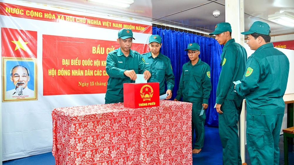 bau-cu-vung-canh-sat-bien-4-8.jpg