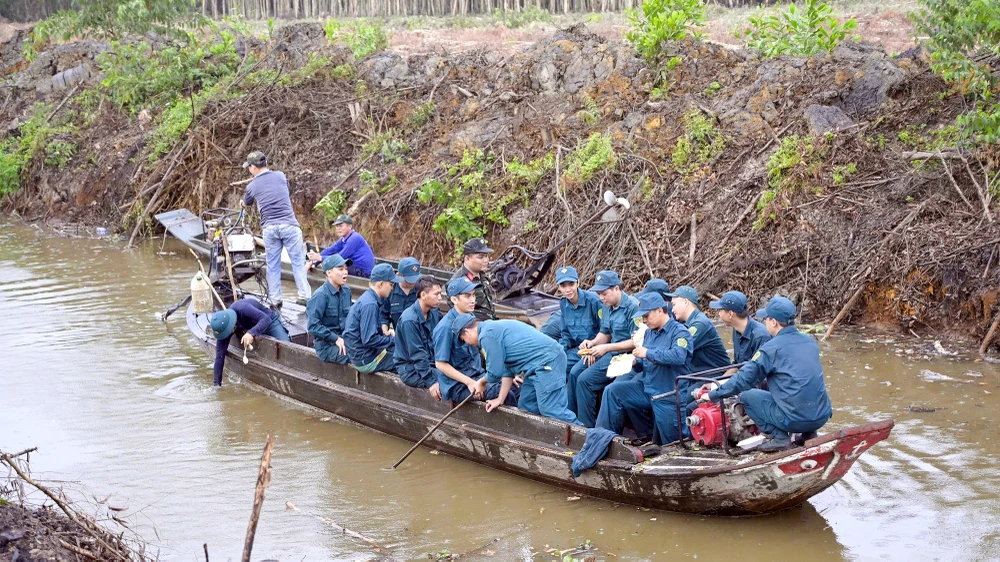 chay-rung-an-giang-2.jpg