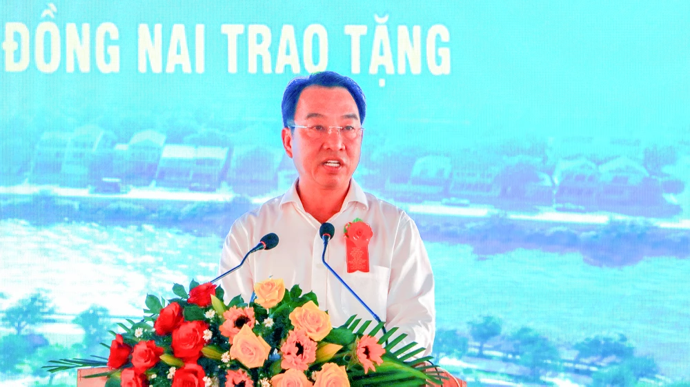 ca-mau-den-tuong-niem-2.jpg